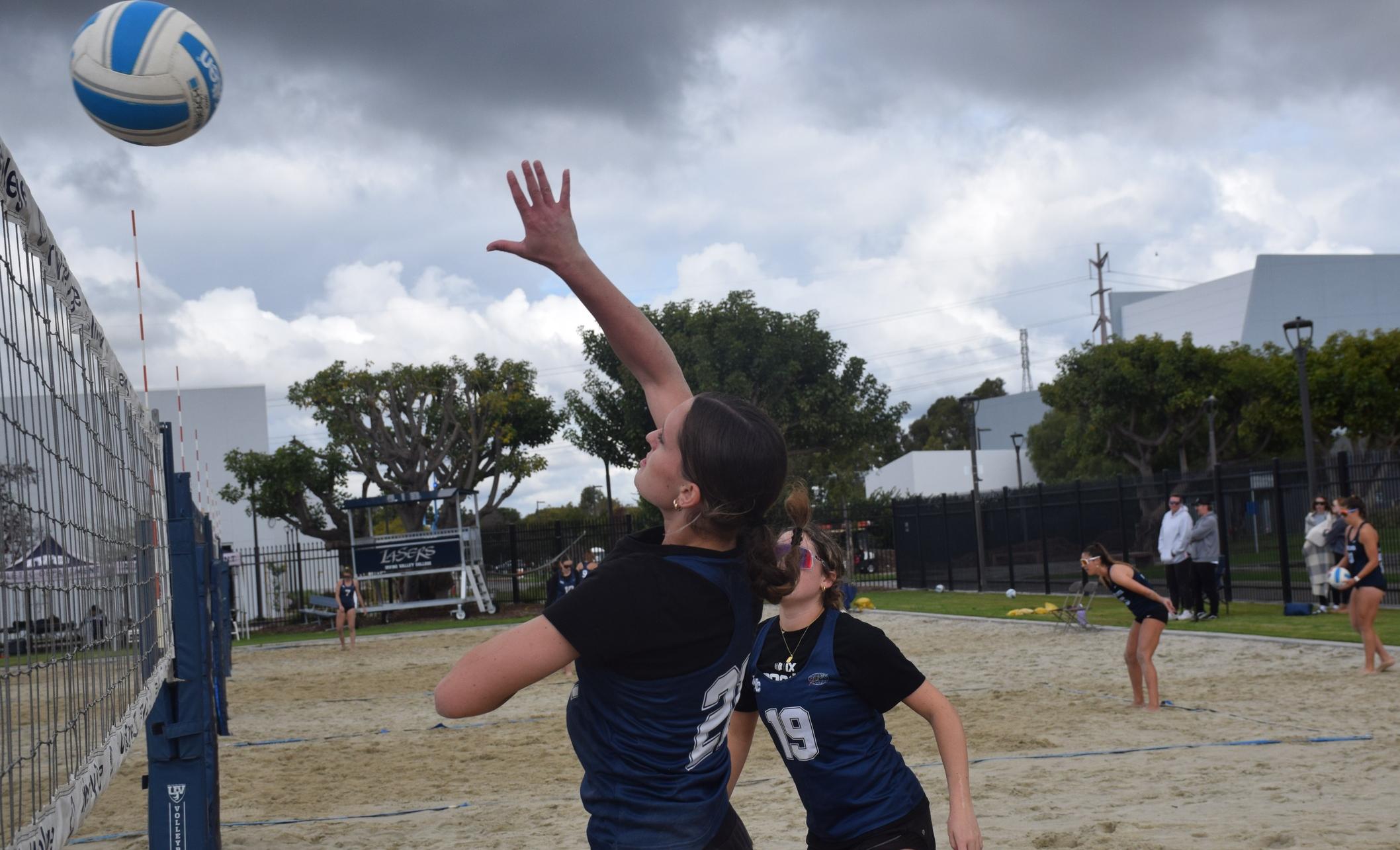 Women's beach volleyball team drops two at home Wednesday