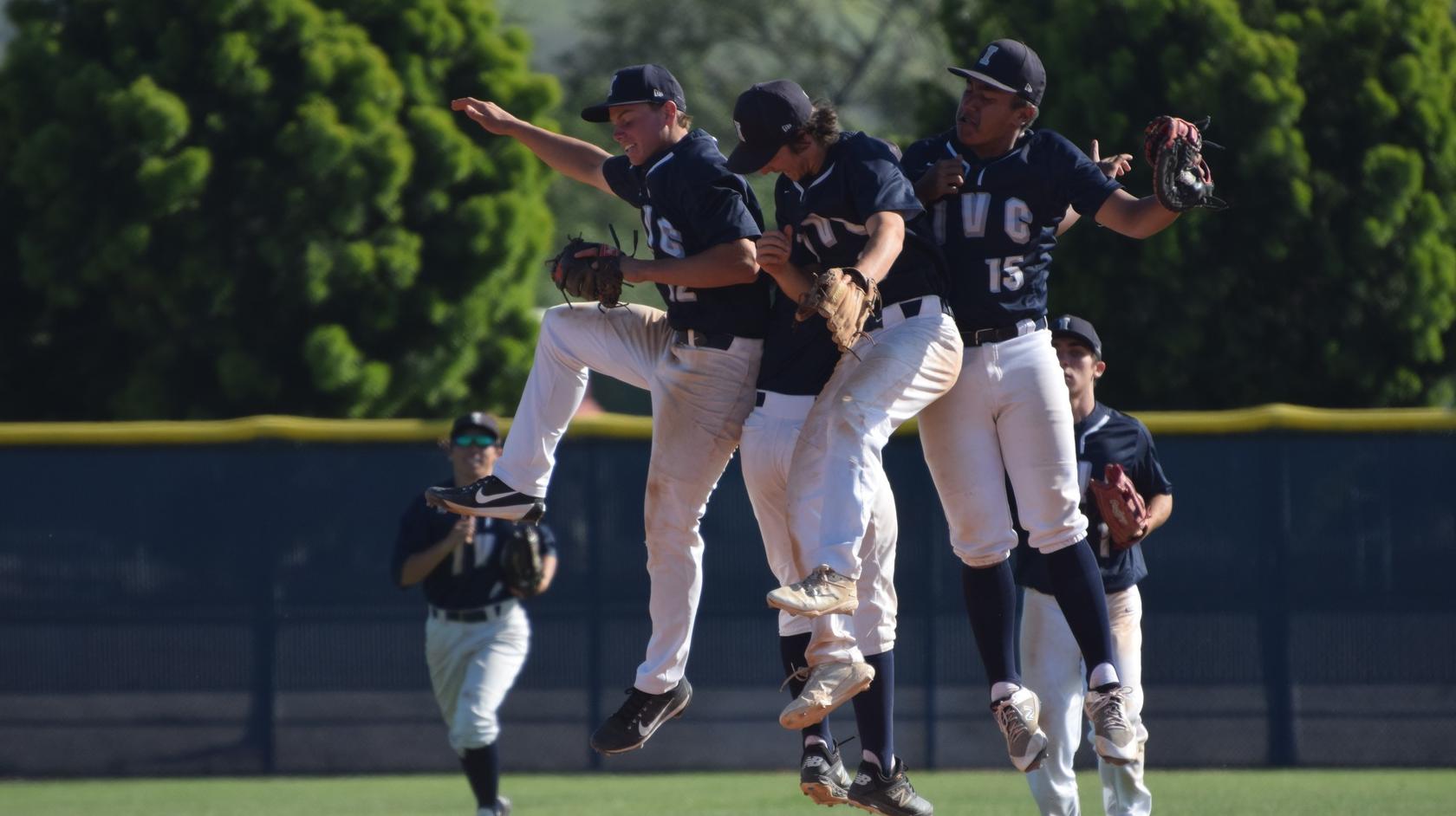 Baseball team gets back on track with home win over Fullerton