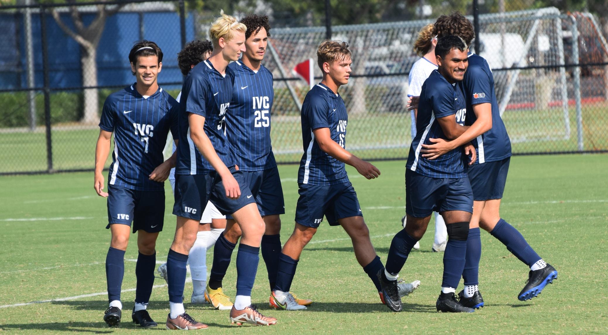 Men's soccer team scores early and earns 3-1 win over Mesa