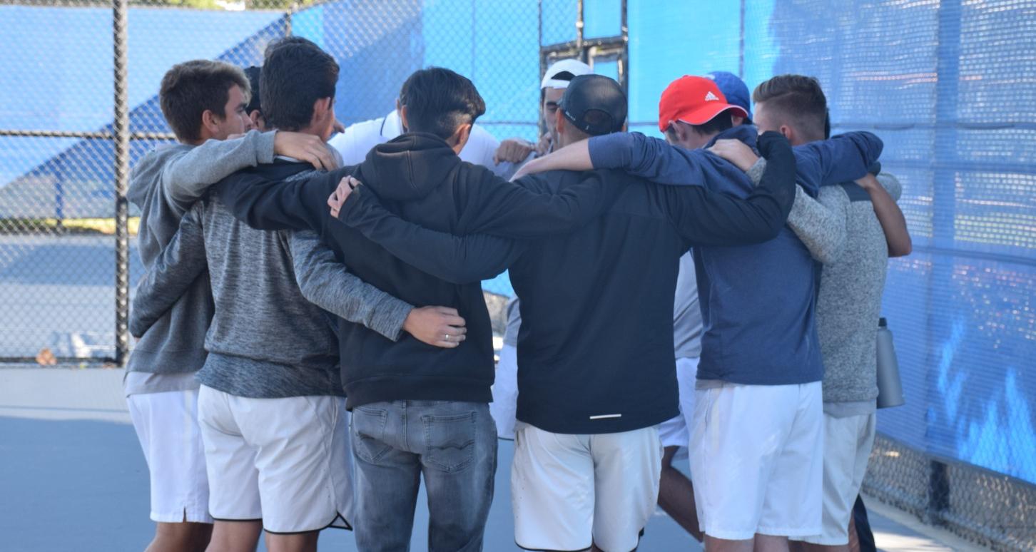 Men's tennis team sweeps Santa Barbara for eighth straight win