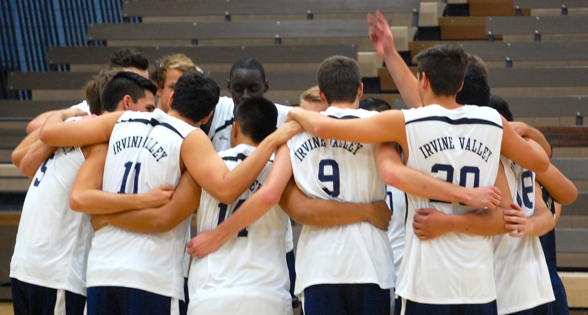 Men's volleyball team heads into playoffs with a sweep