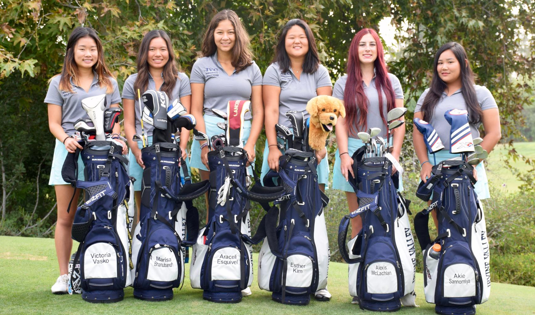 Women's golf team in third place after first day of regionals