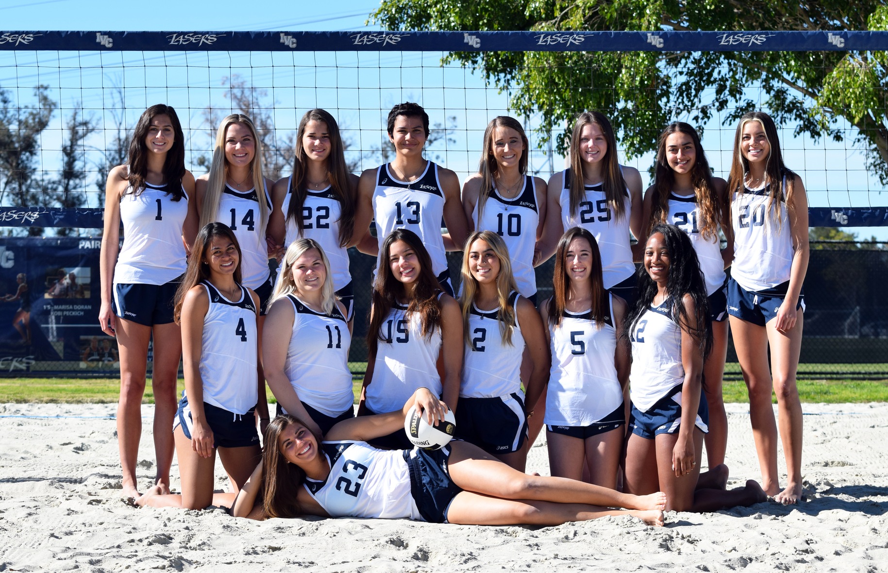 Women's beach volleyball team sweeps three matches at RCC