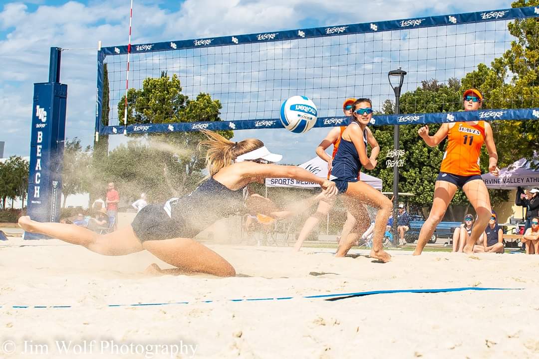Women's beach volleyball team hosts four-squad event Friday