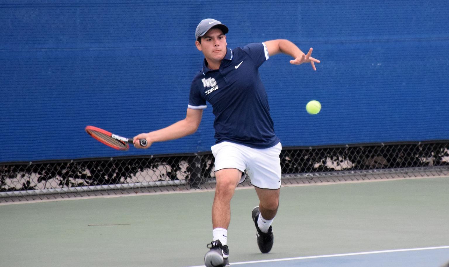 Men's tennis team opens conference play with easy win
