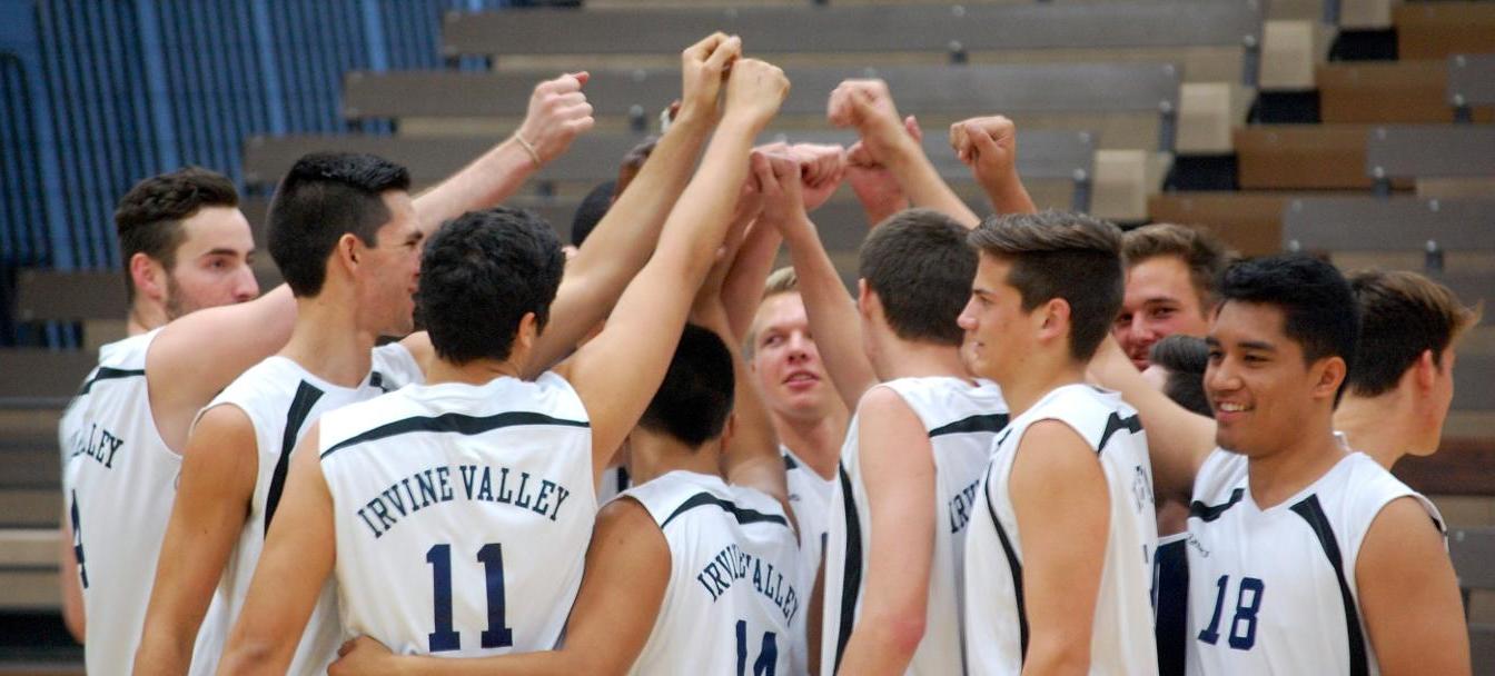 Men's volleyball team on to state semis after win at Long Beach