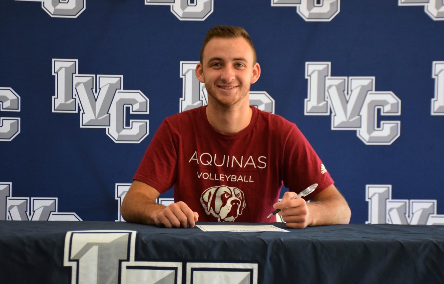 Men's volleyball player Josh Evers headed to Aquinas College