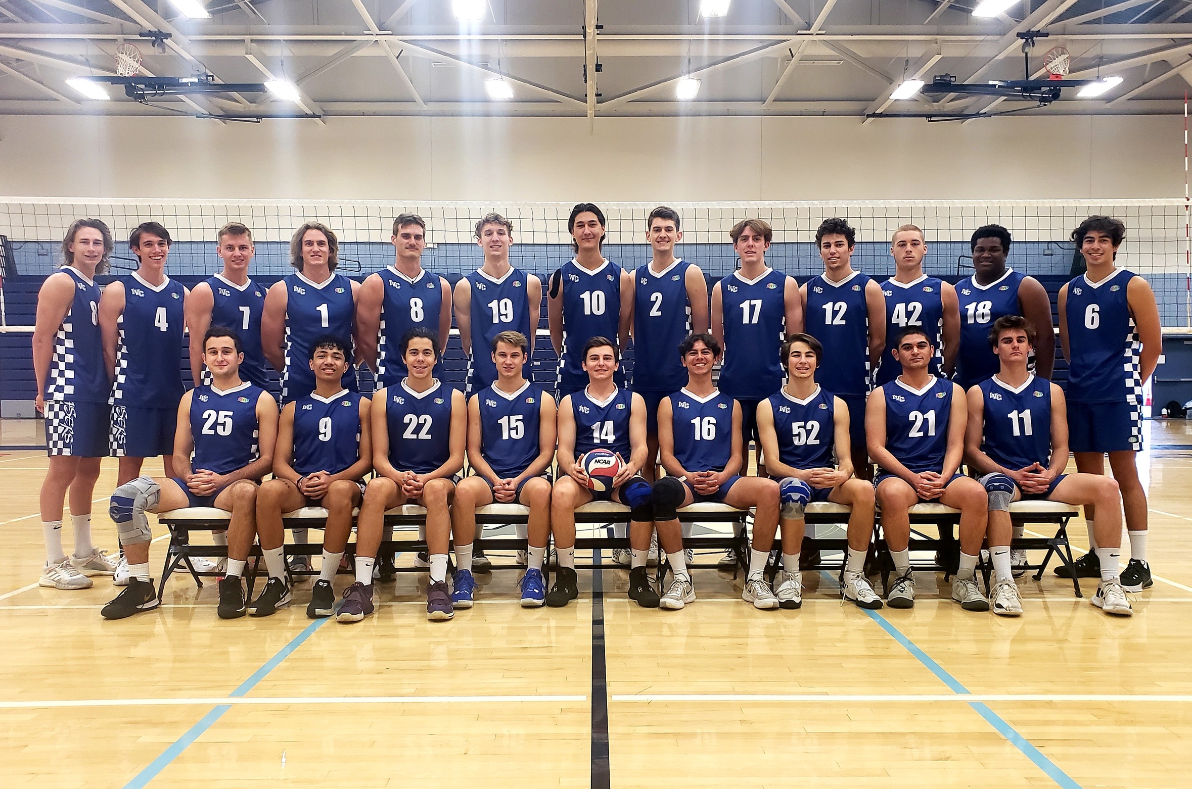 Men's volleyball team finishes strong in win at Santa Barbara
