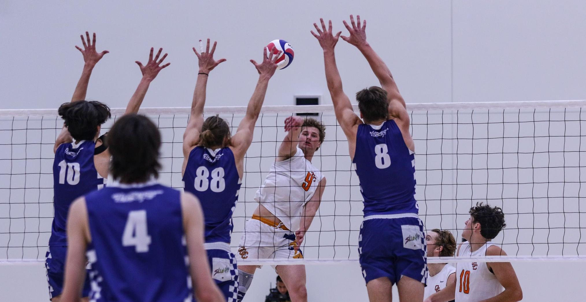Men's volleyball team sees season end in state semifinals