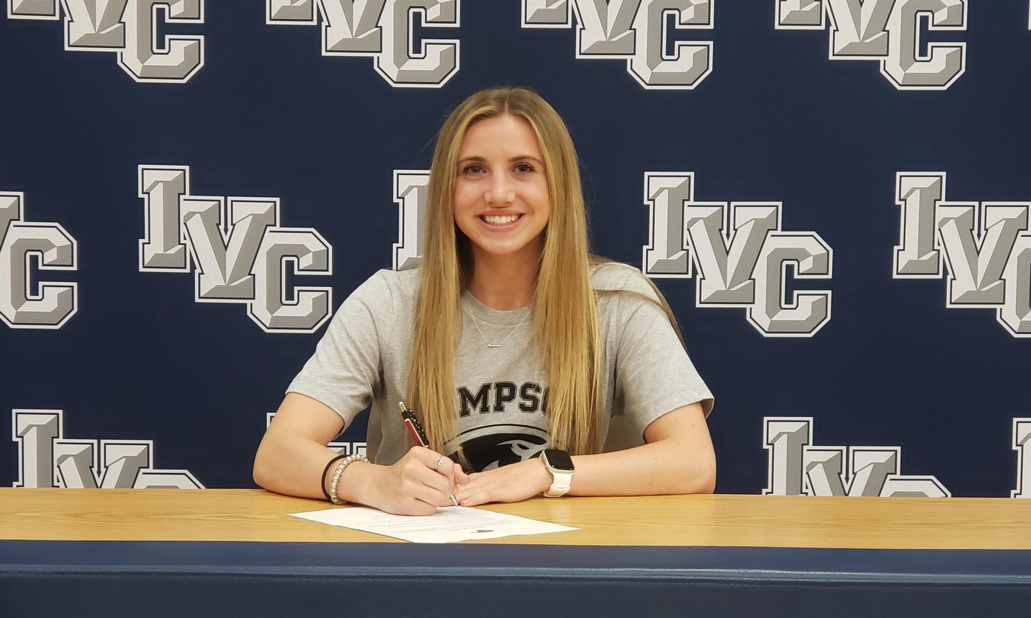 Women's basketball player Rachel Gafford signs with Simpson