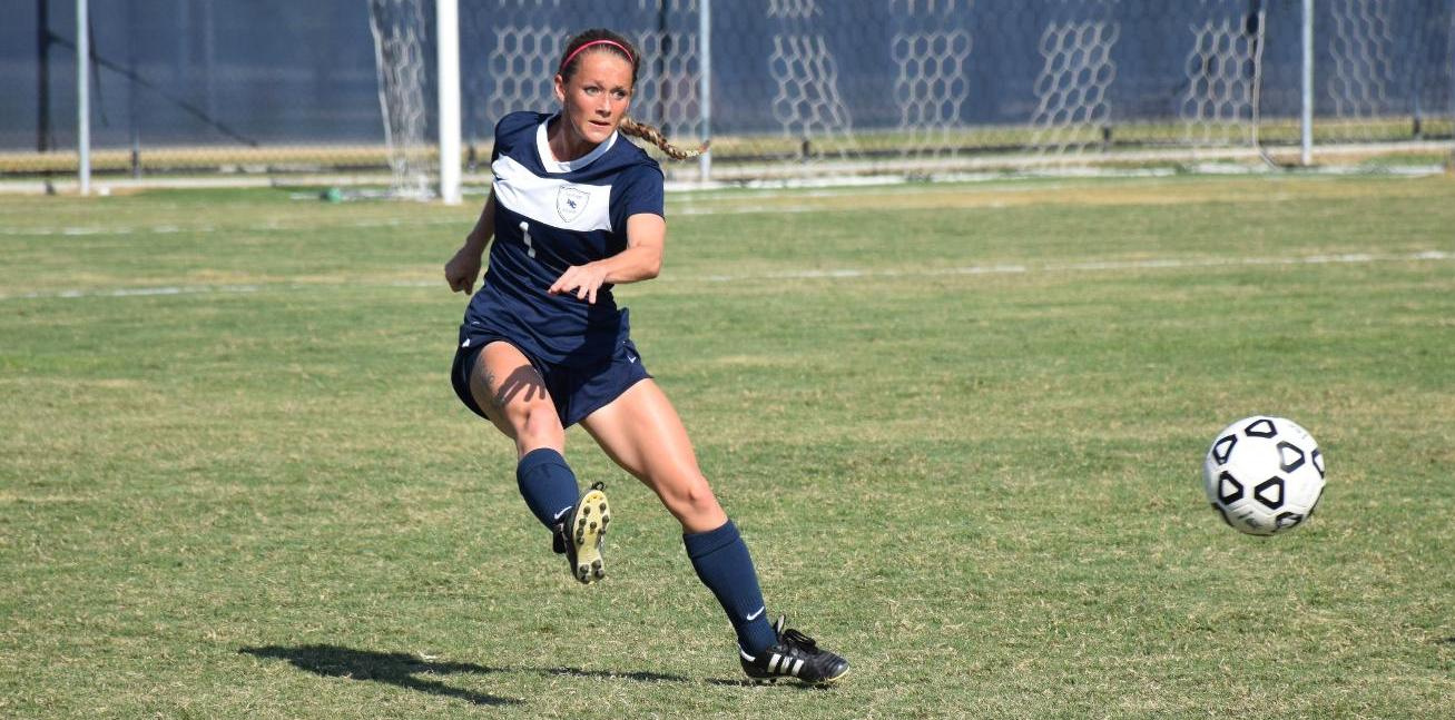Women's soccer team plays strong second half in 3-0 win