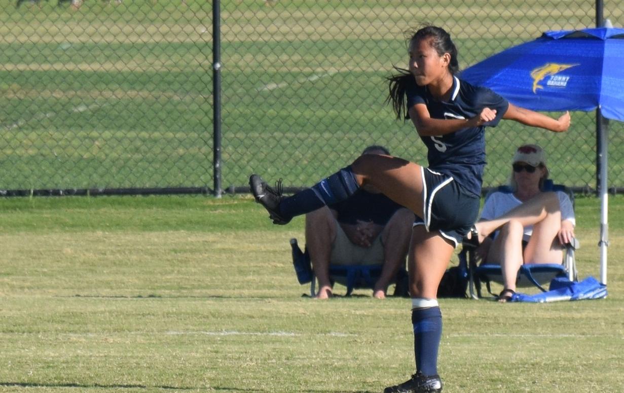 Women's soccer team gets beat, 4-2, by Orange Coast at home