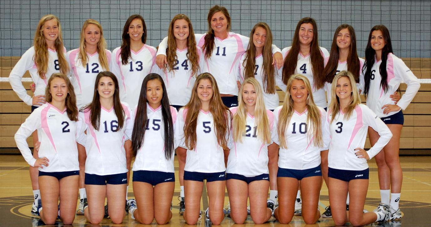 Women's volleyball team opens season with a sweep
