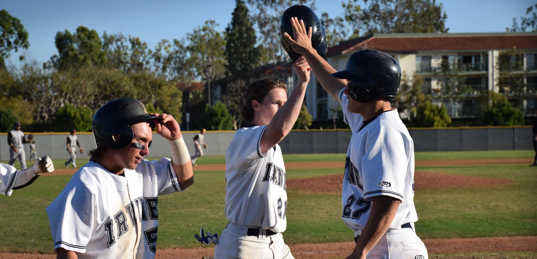 Baseball team posts 23 hits on way to win at Golden West