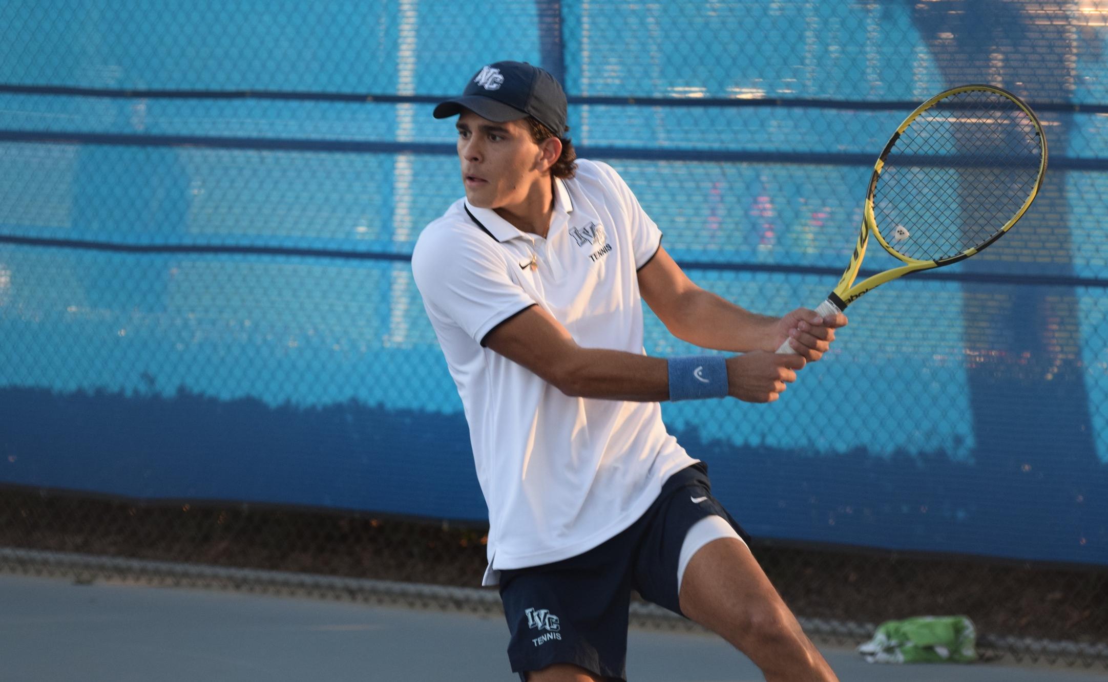 Men's tennis team blanks another conference opponent
