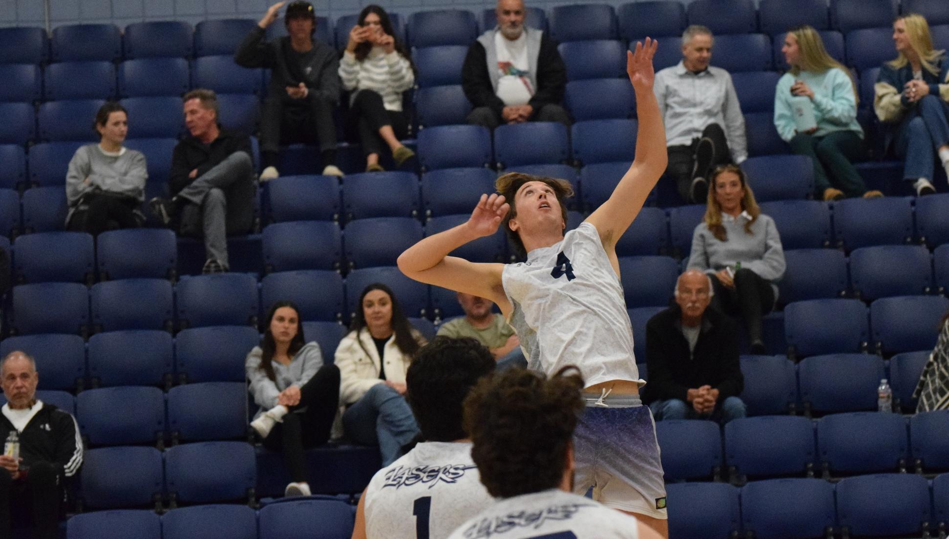 Men's volleyball team makes it three in a row, big week next