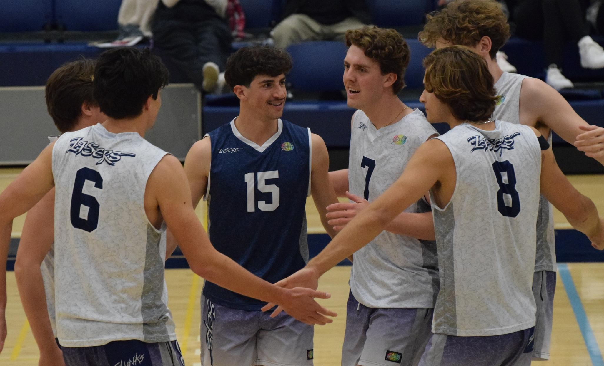 Men's volleyball team sweeps Fullerton for third win in OEC