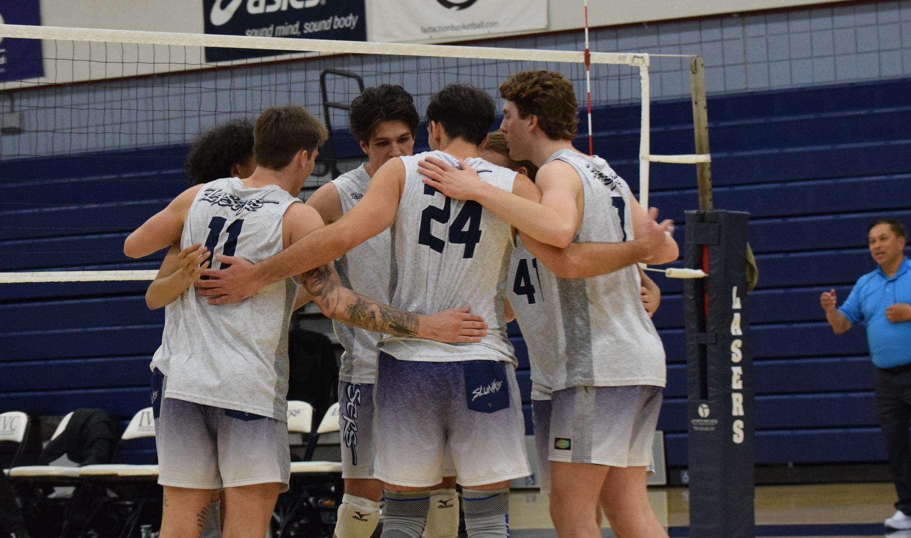 Men's volleyball loses in the first round of the playoffs