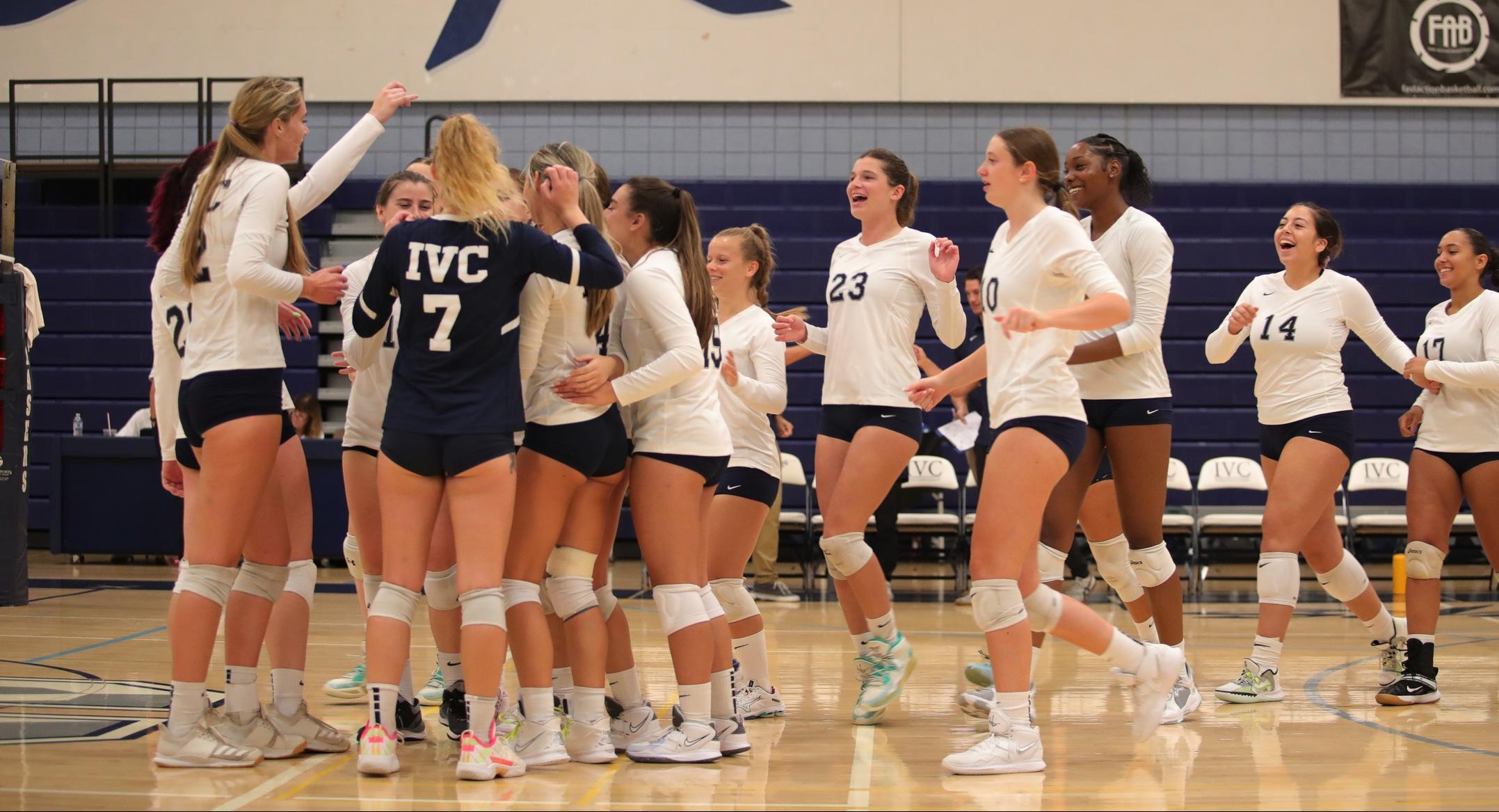 Women's volleyball team rallies to beat Cypress in five at home