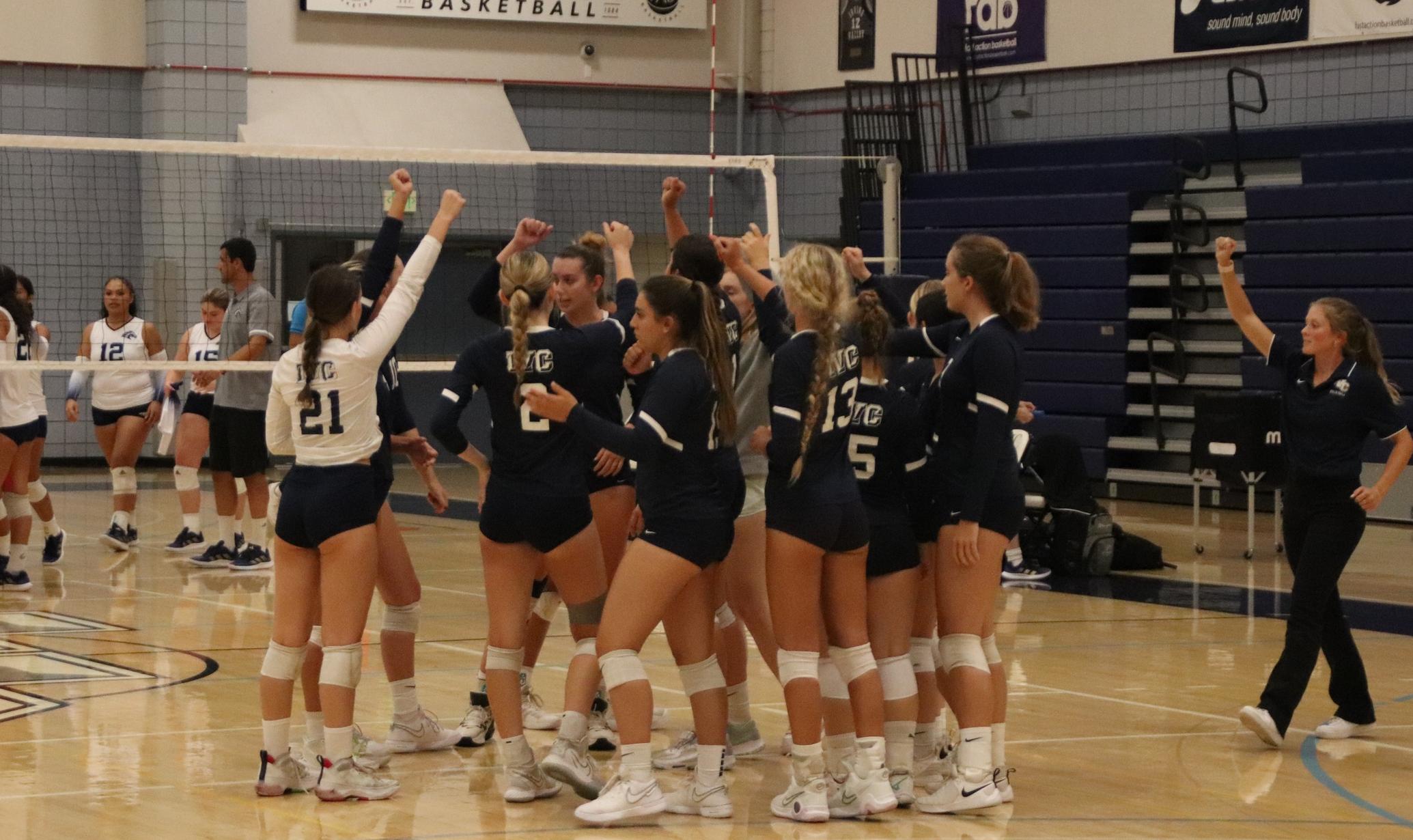 Women's volleyball team sweeps Cypress in key OEC match-up